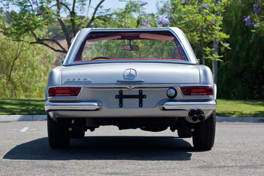  Mercedes-Benz 280 SL Roadster 1968 года  (фото 6 из 21)